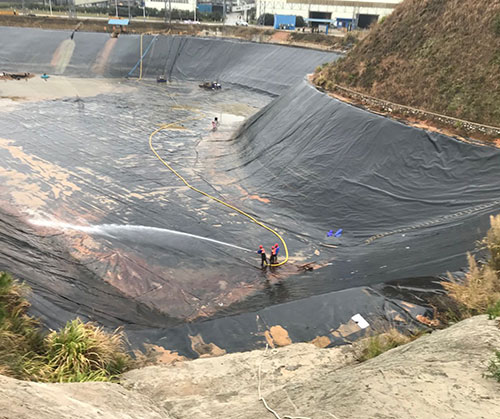 长城区废水池清理