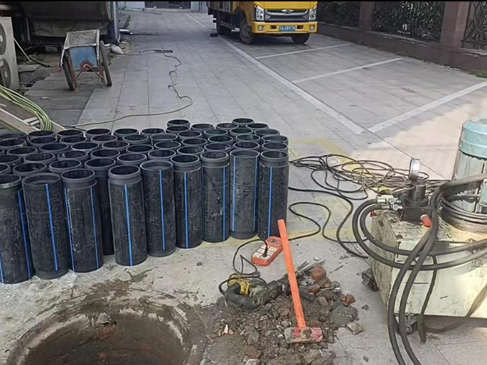 长城区PE置换管厂家 DN315置换管 非开挖管短管置换